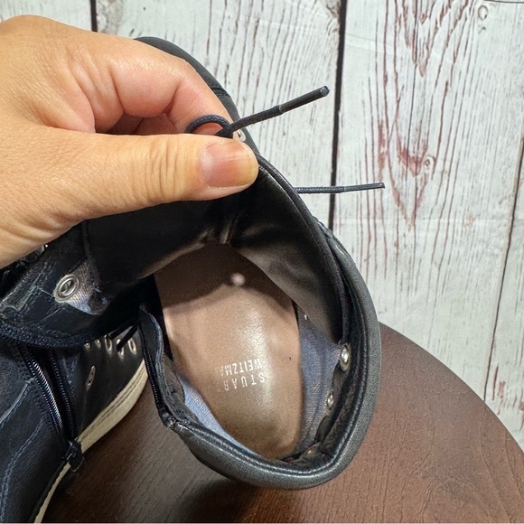 STUART WEITZMAN women’s high top sneakers dark navy blue riveted size 7.5 GUC - Picture 9 of 16